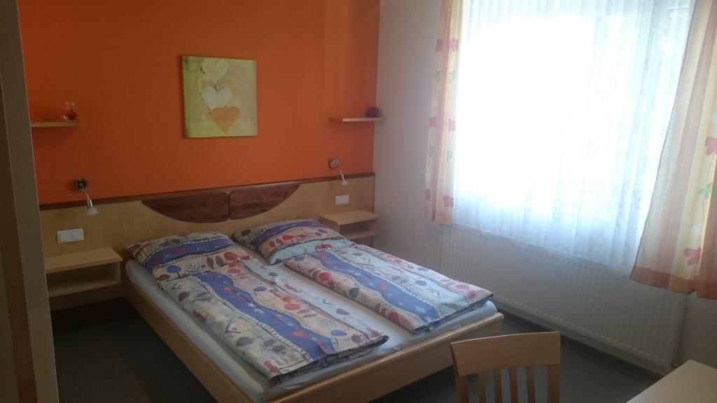 Gaestehaus Karassowitsch Rust Chambre photo
