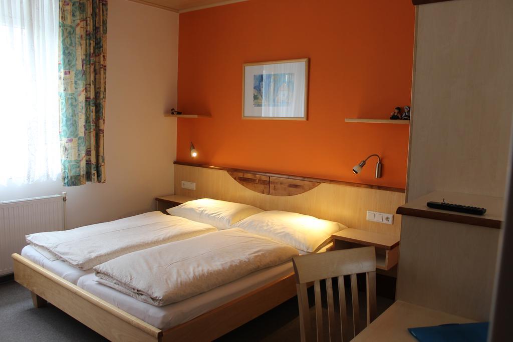 Gaestehaus Karassowitsch Rust Extérieur photo