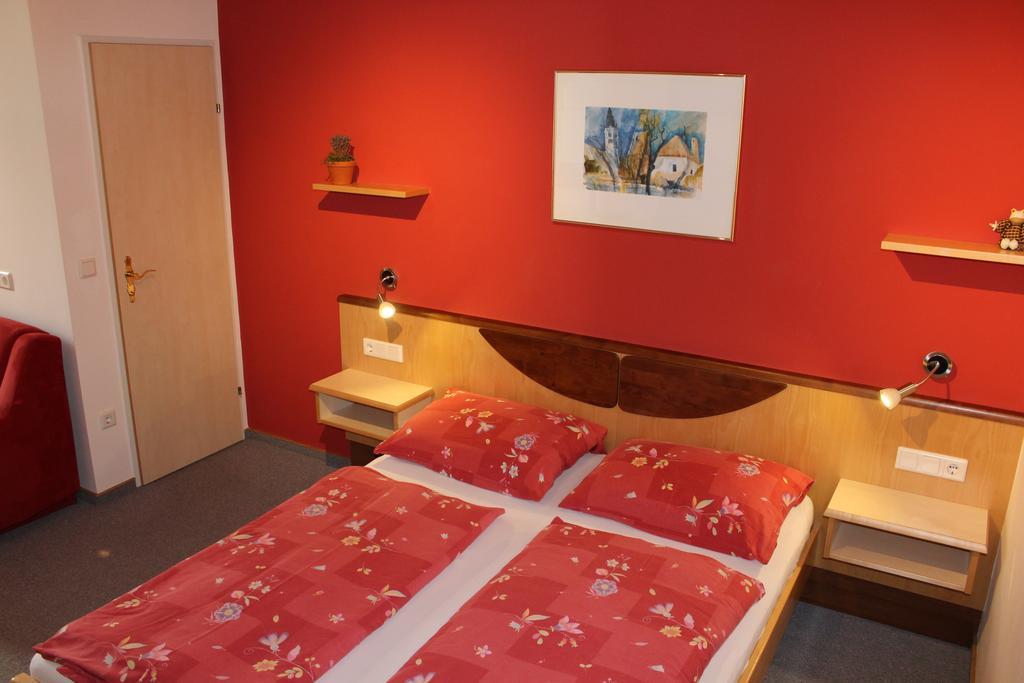Gaestehaus Karassowitsch Rust Extérieur photo